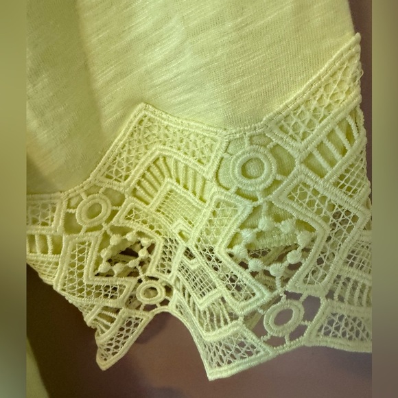Chicos lace trim cotton slub tee soft lime size 0 nwt - Picture 4 of 5